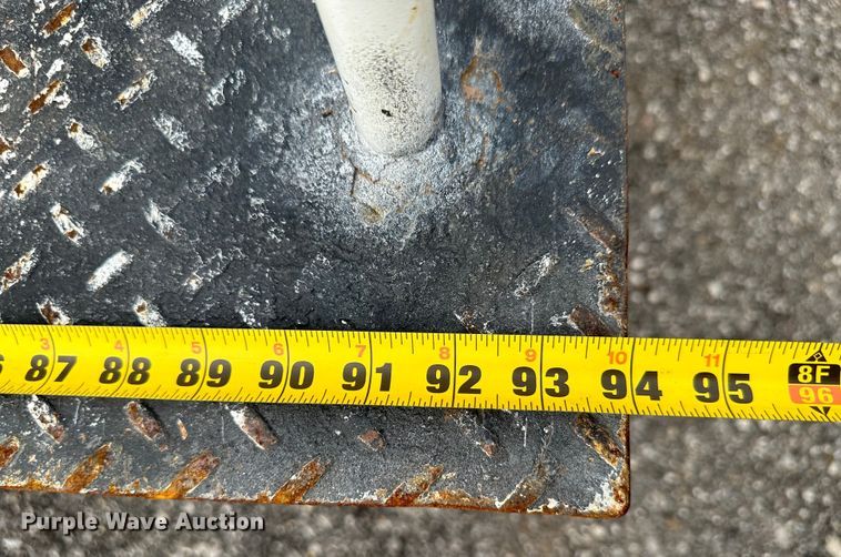 image for item LV9032 2012 Ford F450 Super Duty XL bucket truck