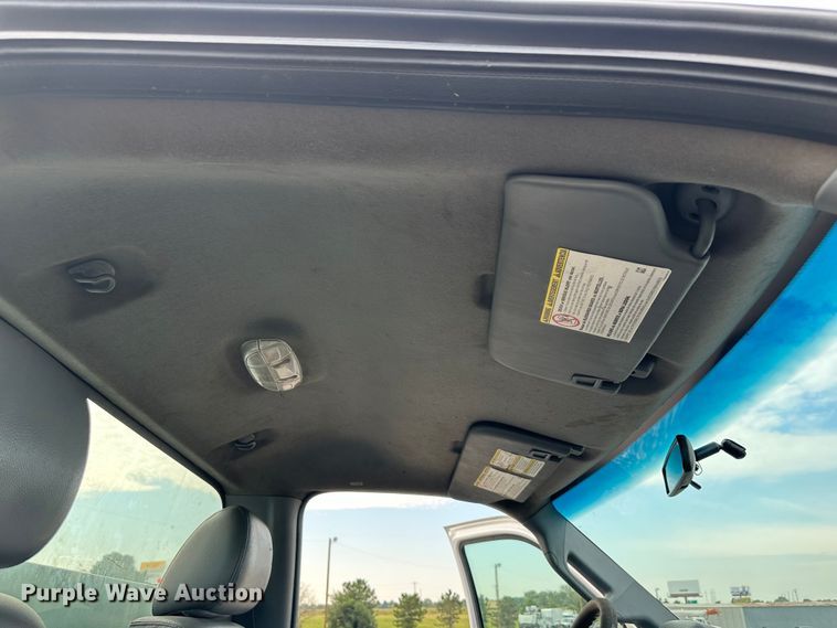 image for item LV9032 2012 Ford F450 Super Duty XL bucket truck