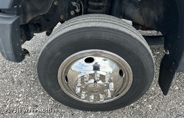 image for item LV9032 2012 Ford F450 Super Duty XL bucket truck