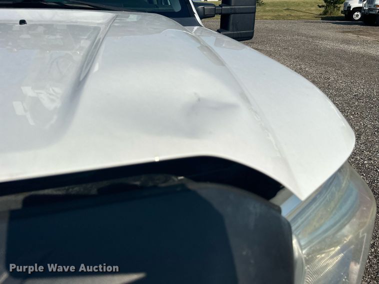 image for item LV9032 2012 Ford F450 Super Duty XL bucket truck