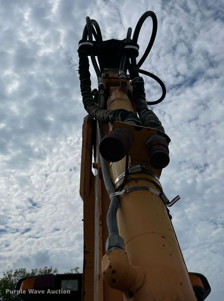 image for item LV9794 2001 Case 580M  backhoe