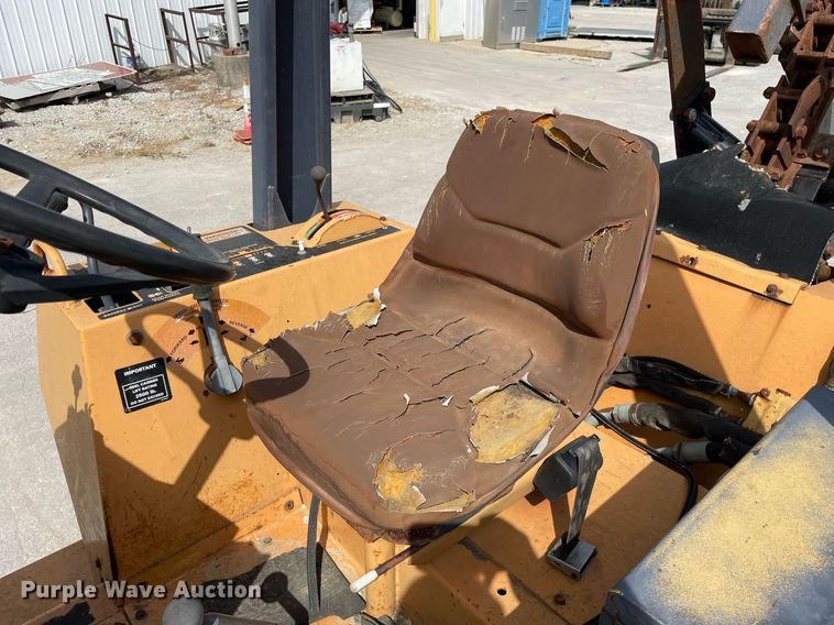 image for item LV9795 2000 Case 860 Turbo  trencher