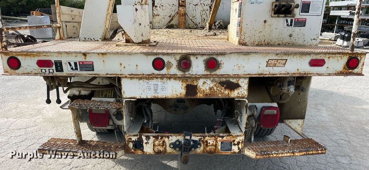 image for item LV9797 2001 Freightliner FL70  digger derrick truck