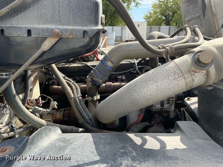 image for item LV9797 2001 Freightliner FL70  digger derrick truck