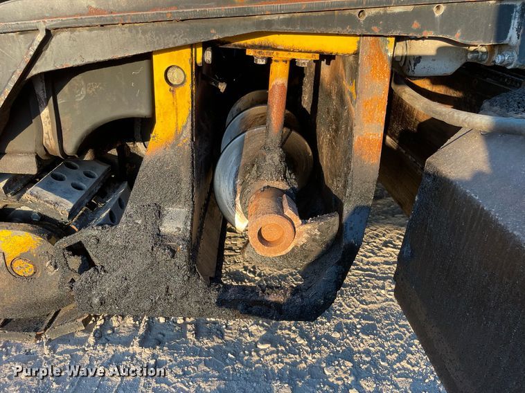 image for item LV9799 2014 Carlson CP100  paver