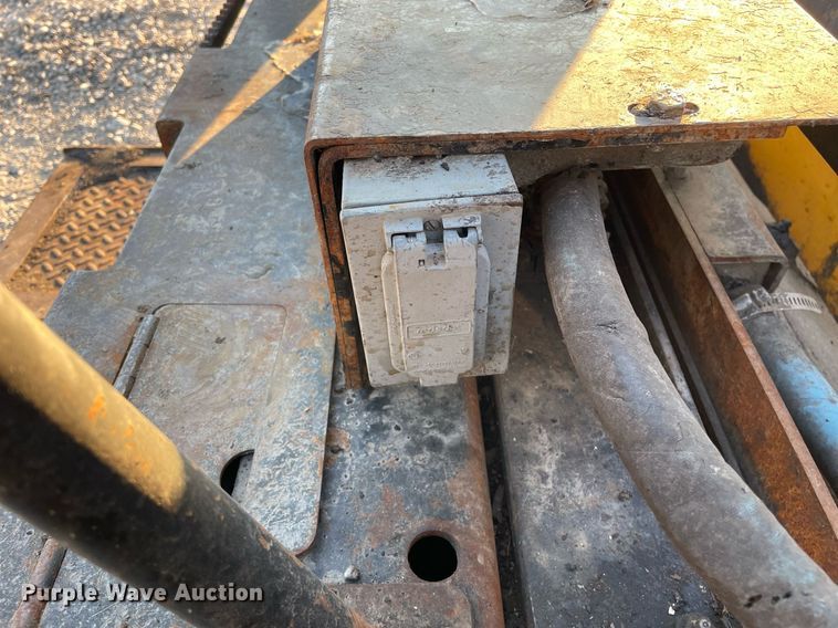 image for item LV9799 2014 Carlson CP100  paver