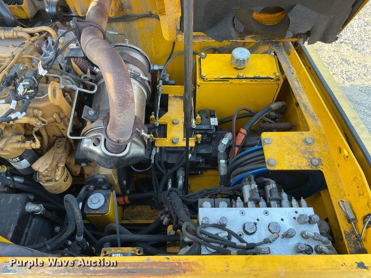 image for item LV9799 2014 Carlson CP100  paver