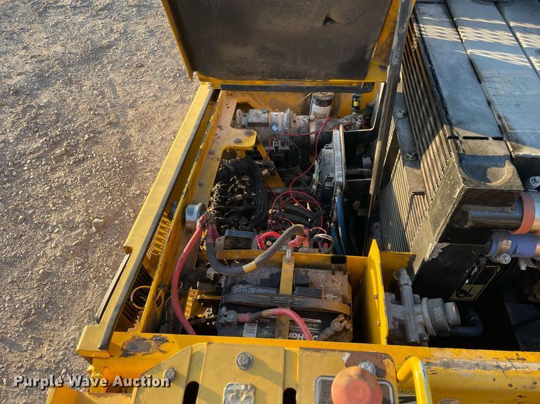 image for item LV9799 2014 Carlson CP100  paver