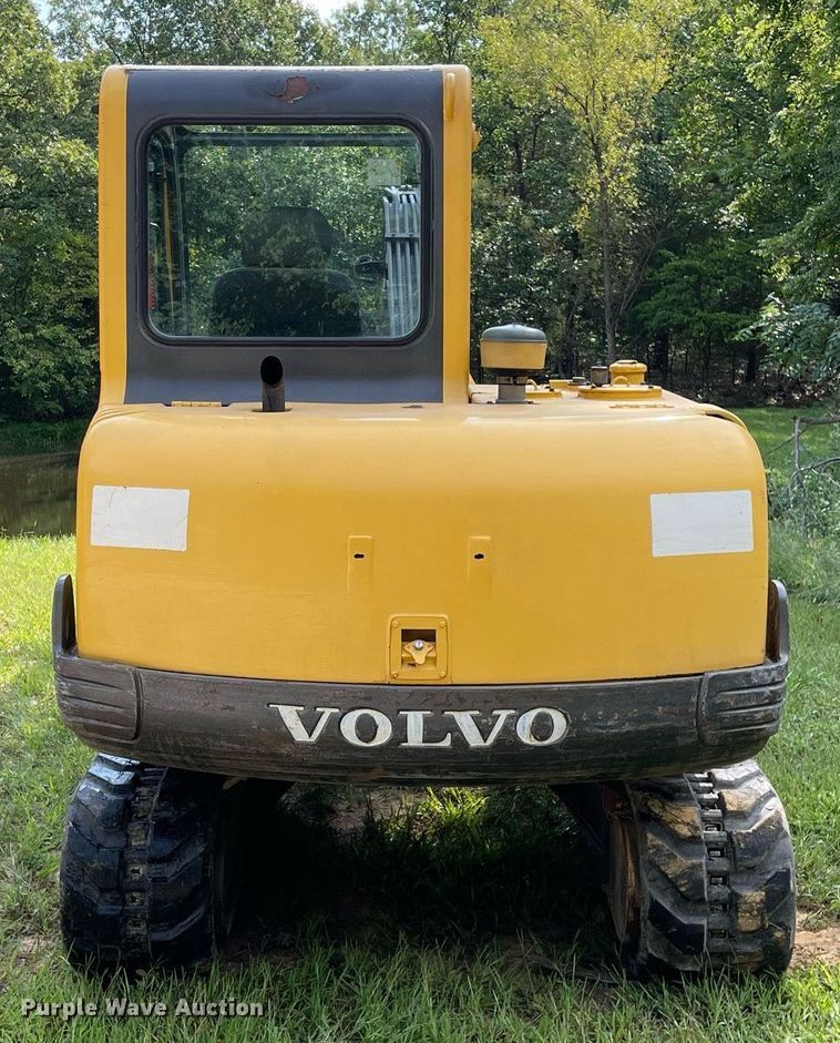 image for item LV9805 2000 Volvo EC55  mini excavator