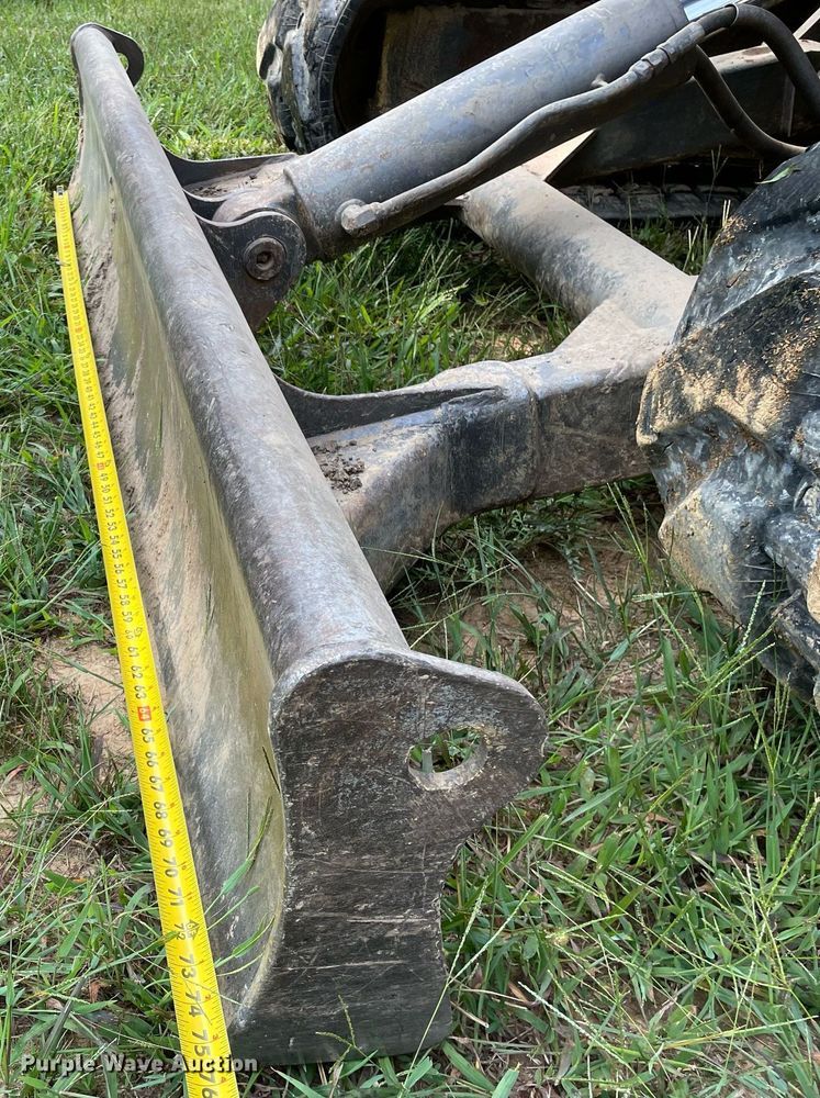 image for item LV9805 2000 Volvo EC55  mini excavator