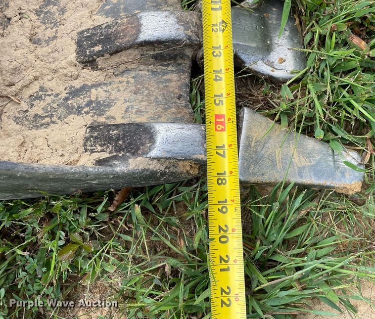 image for item LV9805 2000 Volvo EC55  mini excavator