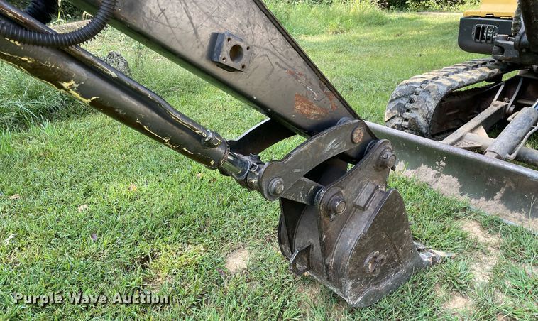 image for item LV9805 2000 Volvo EC55  mini excavator