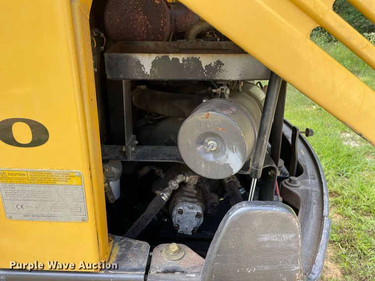image for item LV9805 2000 Volvo EC55  mini excavator