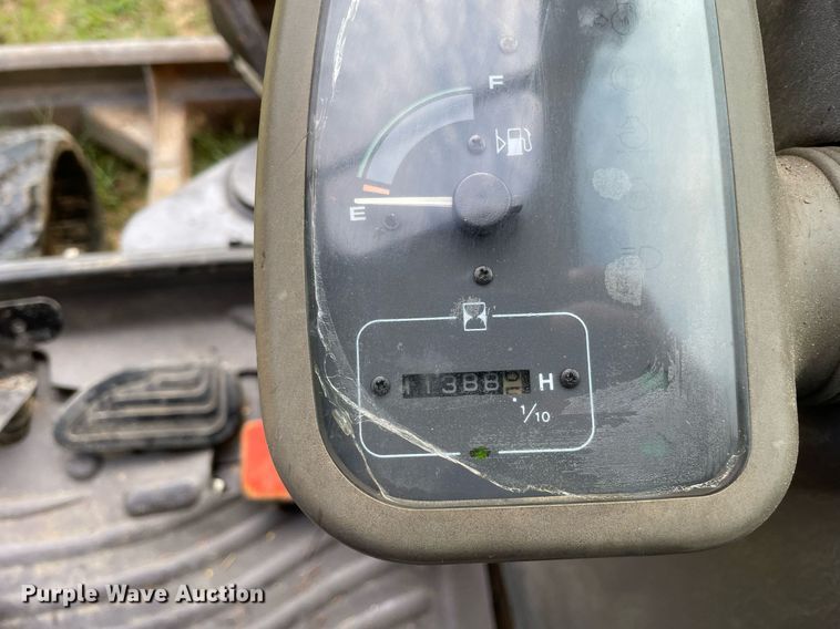 image for item LV9805 2000 Volvo EC55  mini excavator