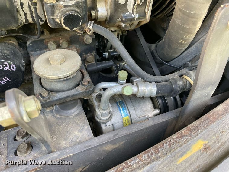 image for item LV9805 2000 Volvo EC55  mini excavator