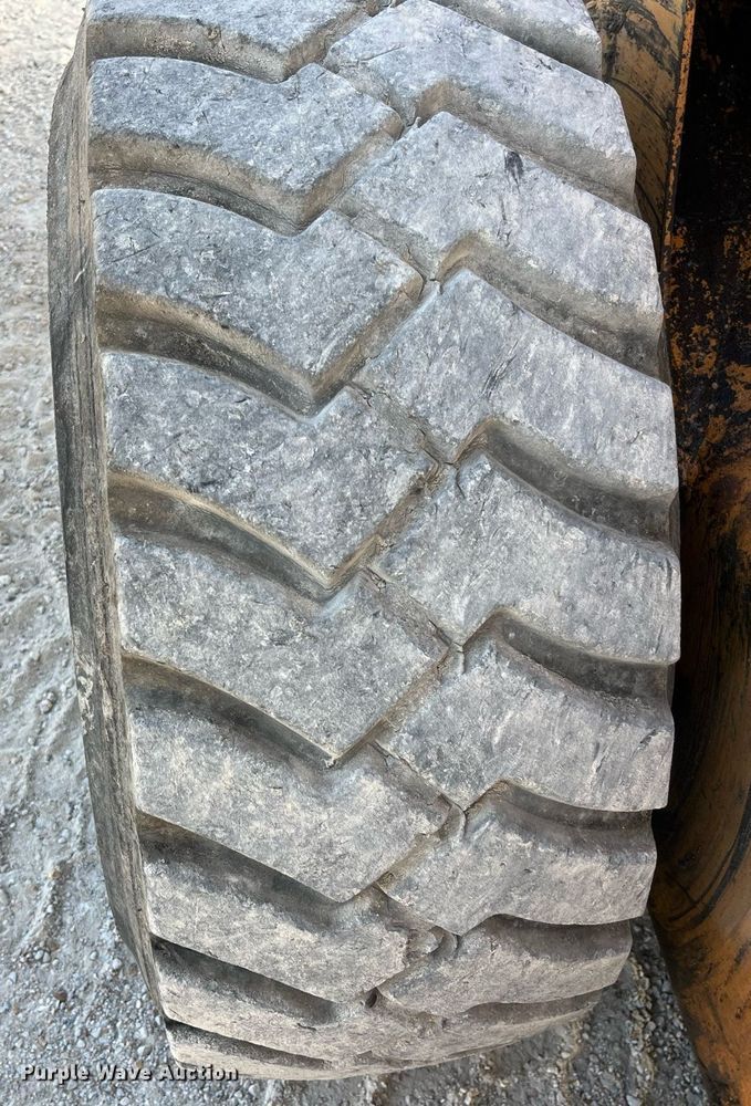 image for item MG9462 2005 Case 450 skid steer loader