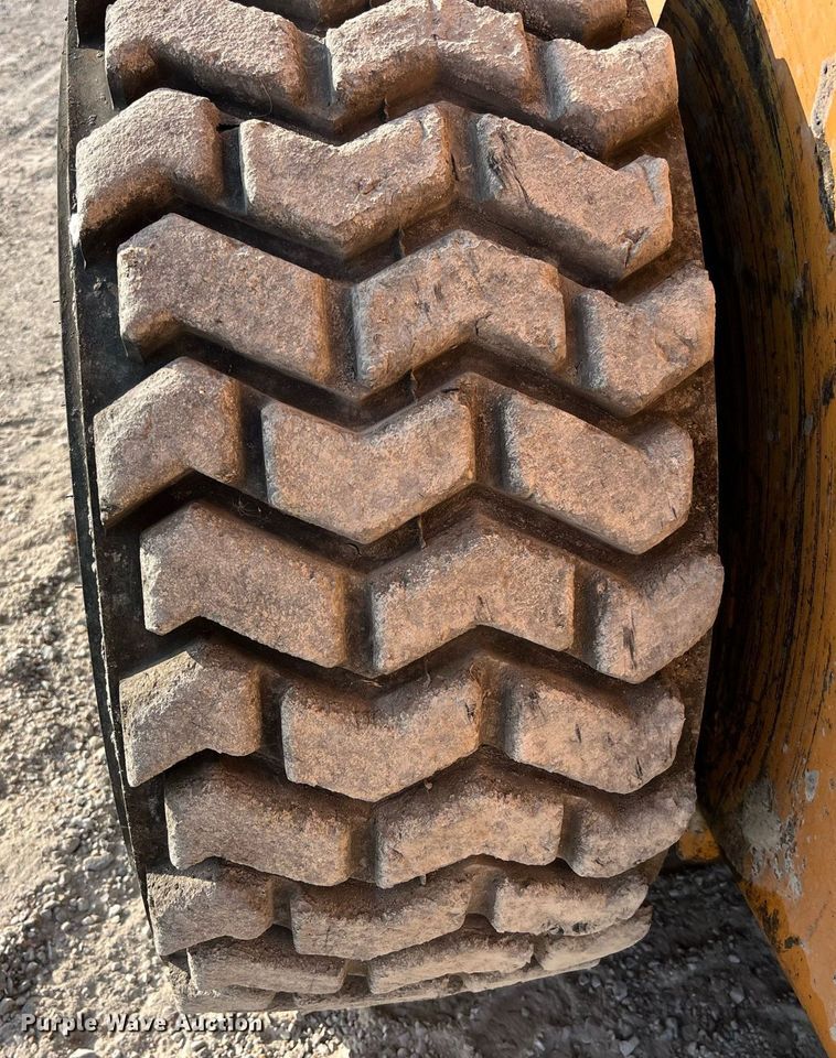 image for item MG9462 2005 Case 450 skid steer loader