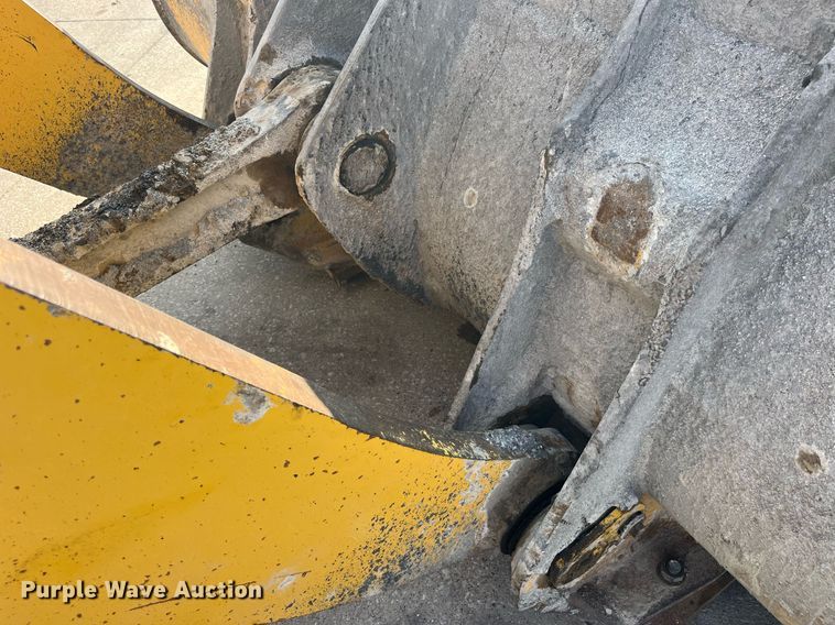 image for item MG9463 2015 Komatsu WA470-7  wheel loader