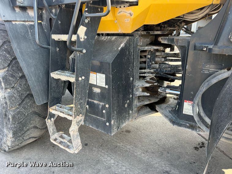 image for item MG9463 2015 Komatsu WA470-7  wheel loader