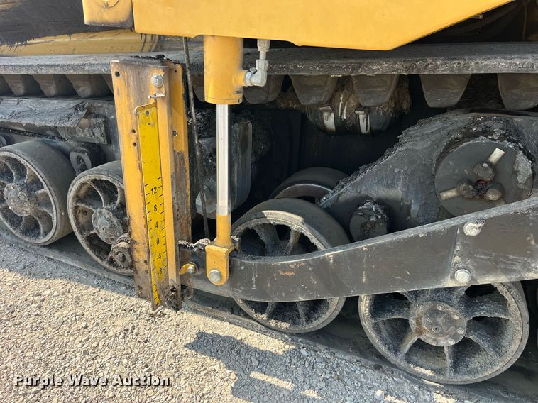 image for item MG9464 2011 Caterpillar AP655D  paver