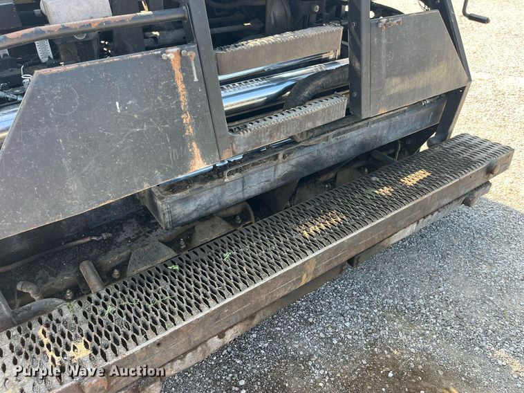 image for item MG9464 2011 Caterpillar AP655D  paver