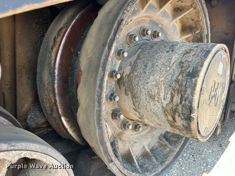 image for item MG9464 2011 Caterpillar AP655D  paver