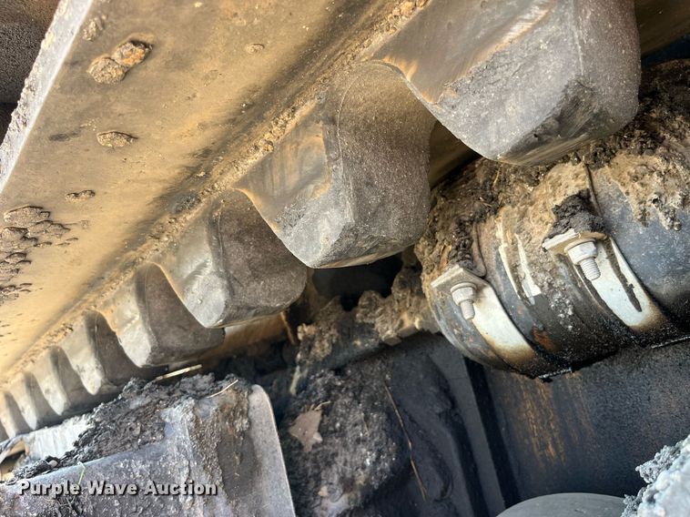 image for item MG9464 2011 Caterpillar AP655D  paver