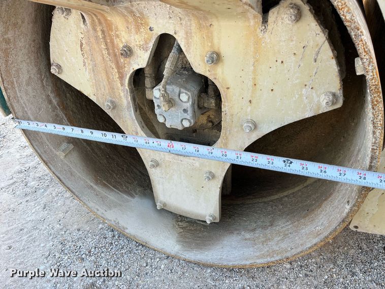 image for item MG9465 Ingersoll Rand DD-30  double drum vibratory roller