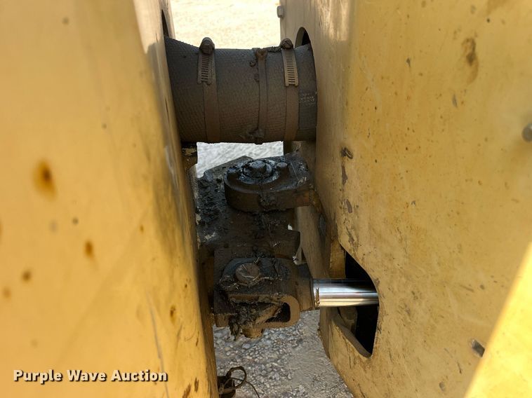 image for item MG9465 Ingersoll Rand DD-30  double drum vibratory roller