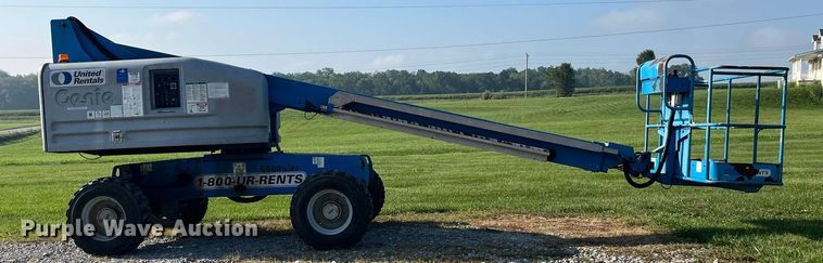 image for item MG9469 2005 Genie S-40 boom lift