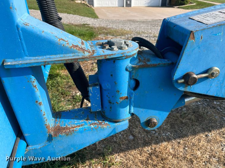 image for item MG9469 2005 Genie S-40 boom lift