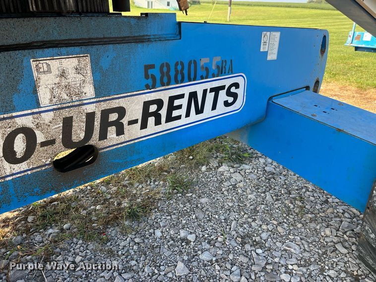 image for item MG9469 2005 Genie S-40 boom lift