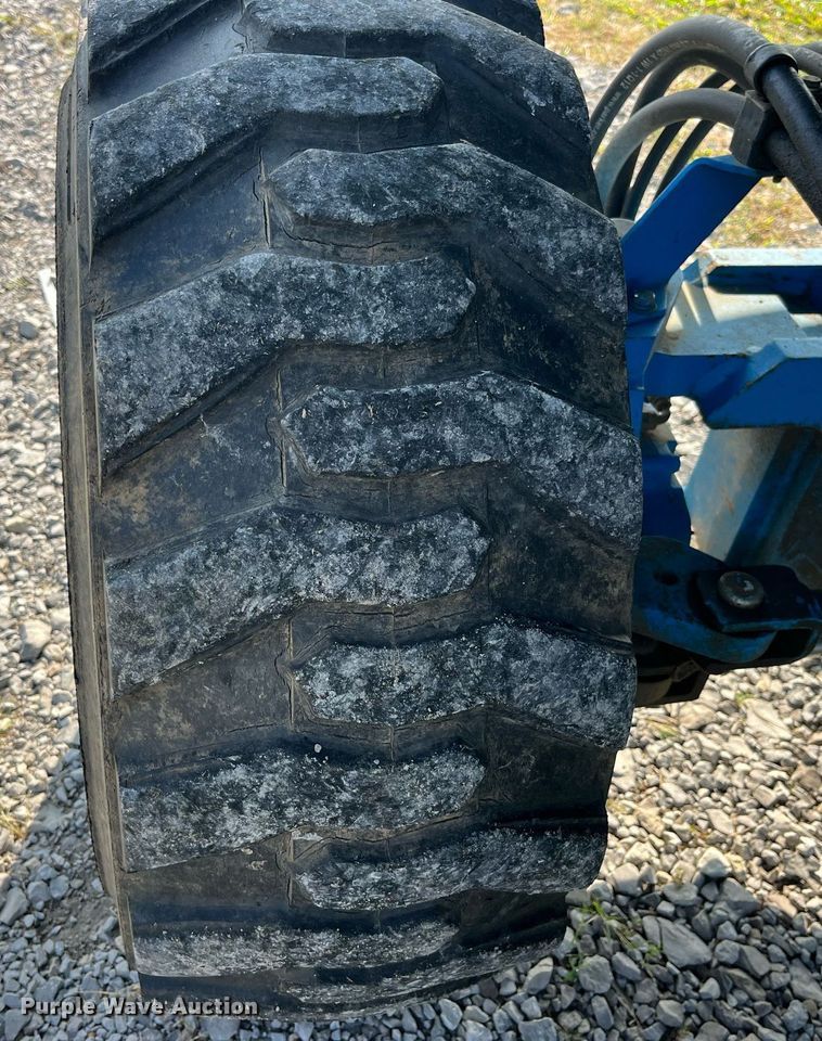 image for item MG9469 2005 Genie S-40 boom lift