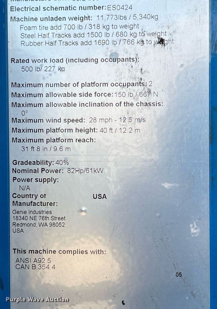 image for item MG9469 2005 Genie S-40 boom lift