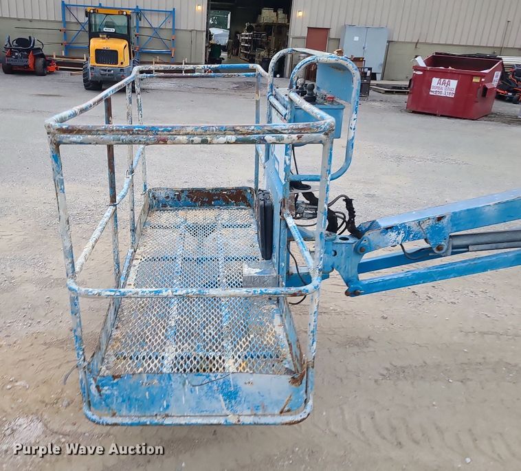 image for item MJ9315 2008 Genie S-65  boom lift