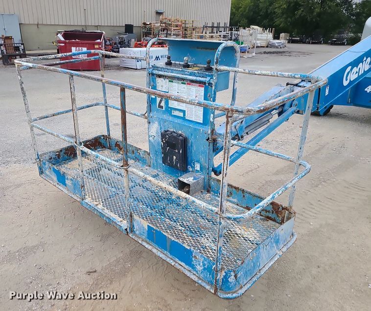 image for item MJ9315 2008 Genie S-65  boom lift