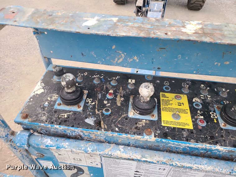 image for item MJ9315 2008 Genie S-65  boom lift