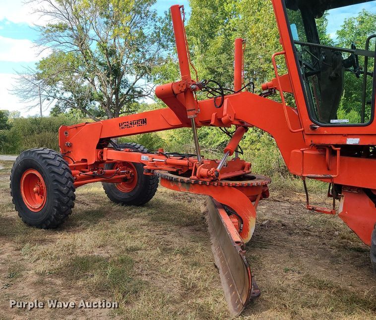 image for item MJ9336 1993 Champion 710A  motor grader