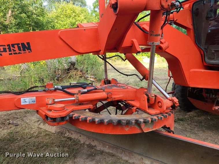 image for item MJ9336 1993 Champion 710A  motor grader