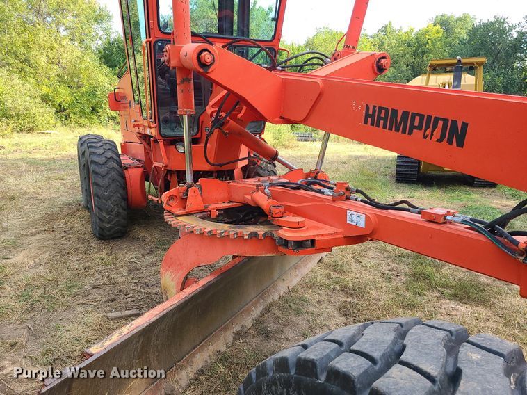 image for item MJ9336 1993 Champion 710A  motor grader