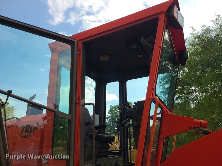 image for item MJ9336 1993 Champion 710A  motor grader