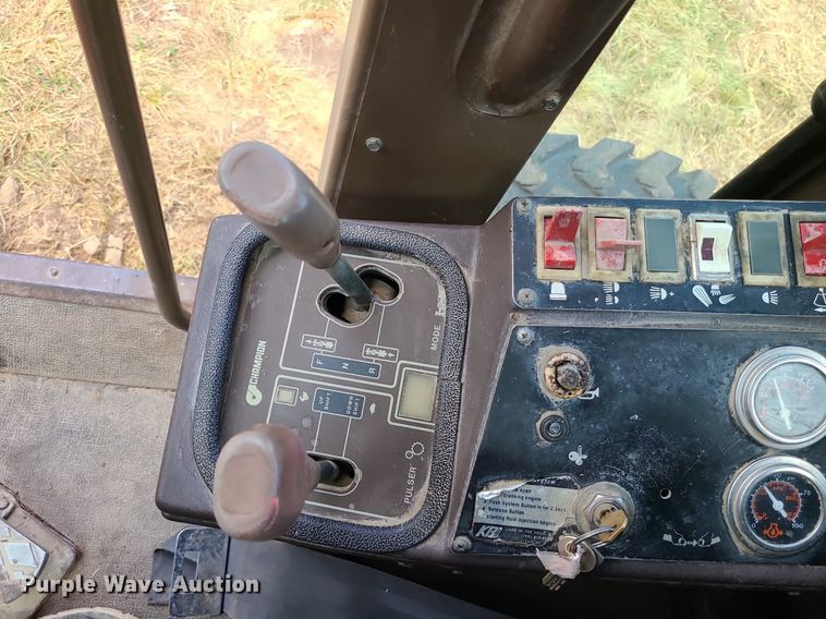 image for item MJ9336 1993 Champion 710A  motor grader