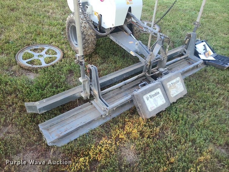 image for item MJ9366 Somero Copperhead S-9210  laser screed