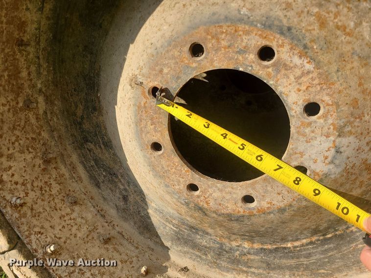 image for item MJ9368 (8) skid steer tires and wheels