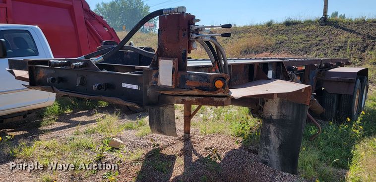 image for item ML9285 1995  Roll-off container trailer