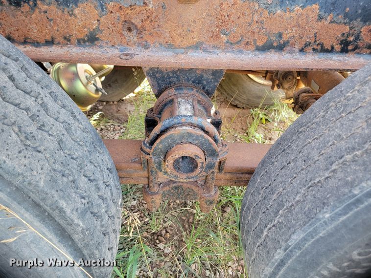 image for item ML9285 1995  Roll-off container trailer