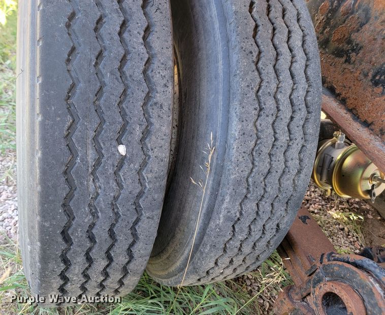 image for item ML9285 1995  Roll-off container trailer