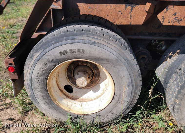 image for item ML9285 1995  Roll-off container trailer