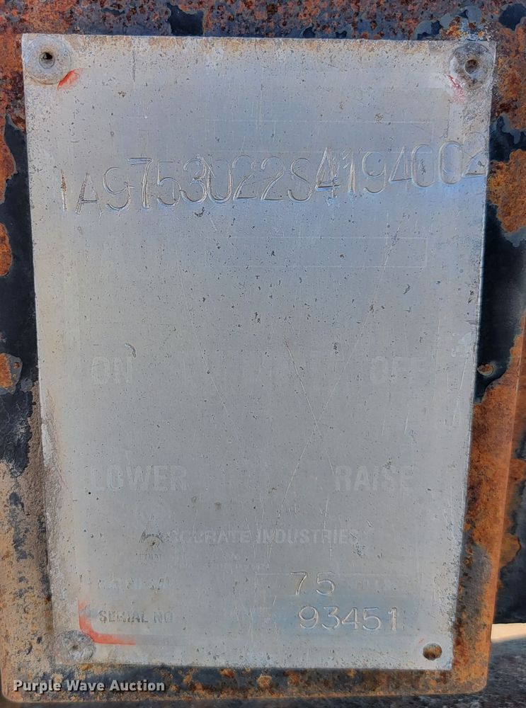 image for item ML9285 1995  Roll-off container trailer