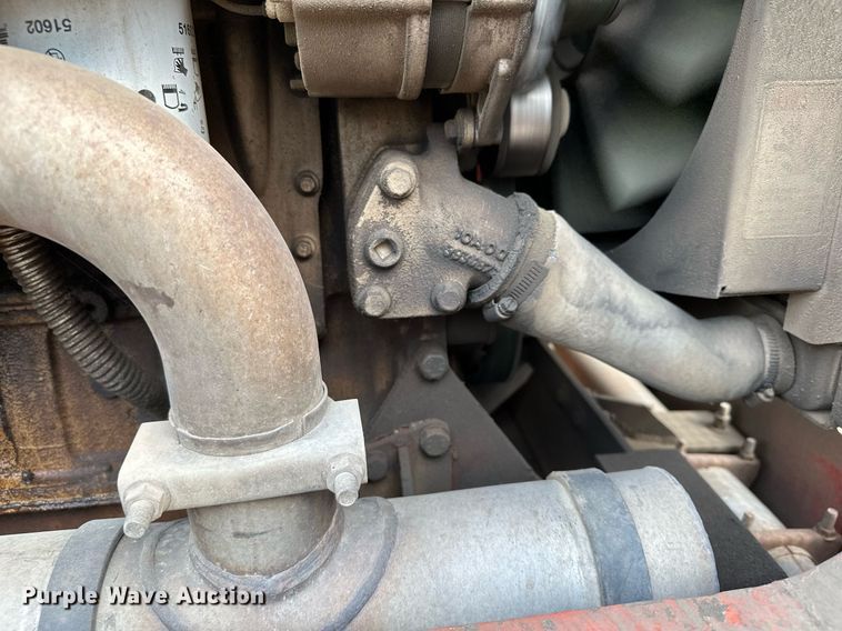 image for item MQ9389 2004 Sky Trak 10042  telehandler